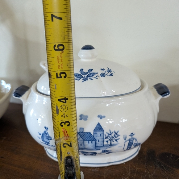 Vintage Delft Ceramic Soup Tureen Lid & Ladle Farm Country Design Kitchen Decor - Picture 11 of 13